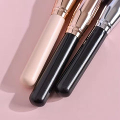 Flat Top Kabuki Foundation Brush for Liquid, Cream & Powder Makeup