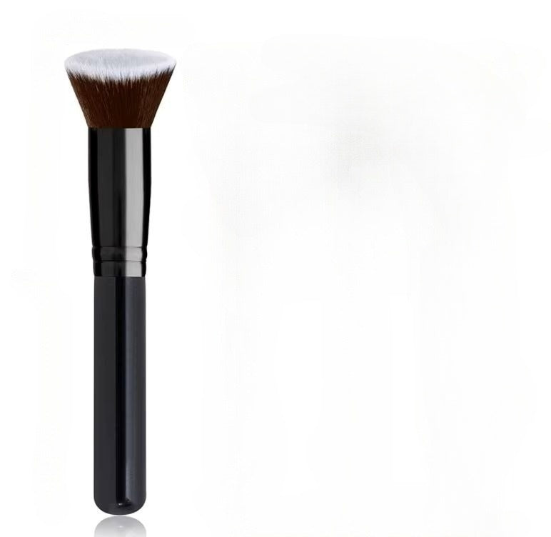 Flat Top Kabuki Foundation Brush for Liquid, Cream & Powder Makeup