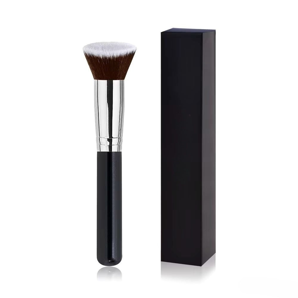 Flat Top Kabuki Foundation Brush for Liquid, Cream & Powder Makeup